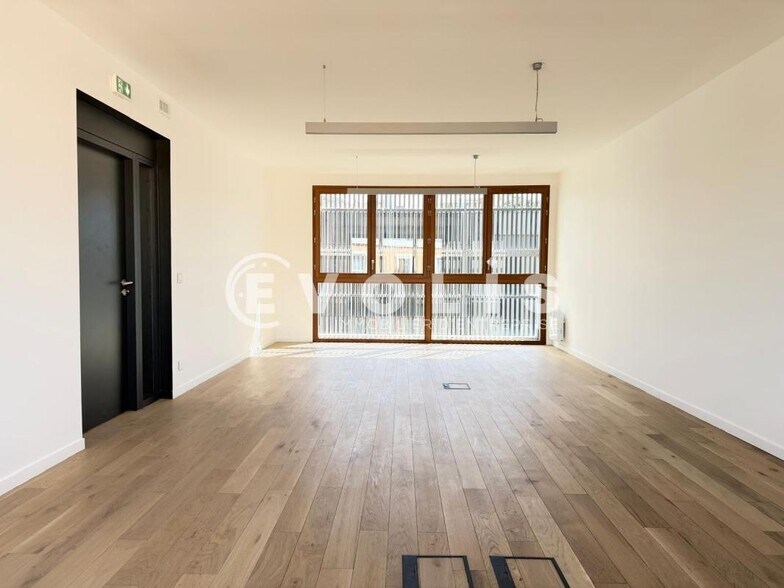 74 Rue Marat, Ivry-sur-Seine for lease - Interior Photo - Image 3 of 33