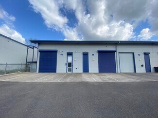 Plus de détails pour Stephenson Rd, Westbury - Bureau, Industriel à louer