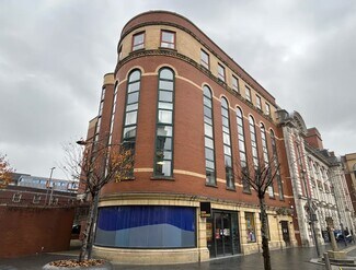 Plus de détails pour High St, Newport - Bureau à louer