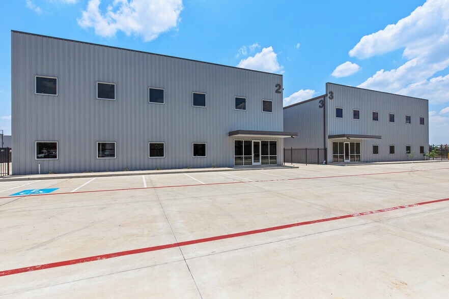 6702 Theall Rd, Houston, TX à vendre - Photo du bâtiment - Image 3 de 31