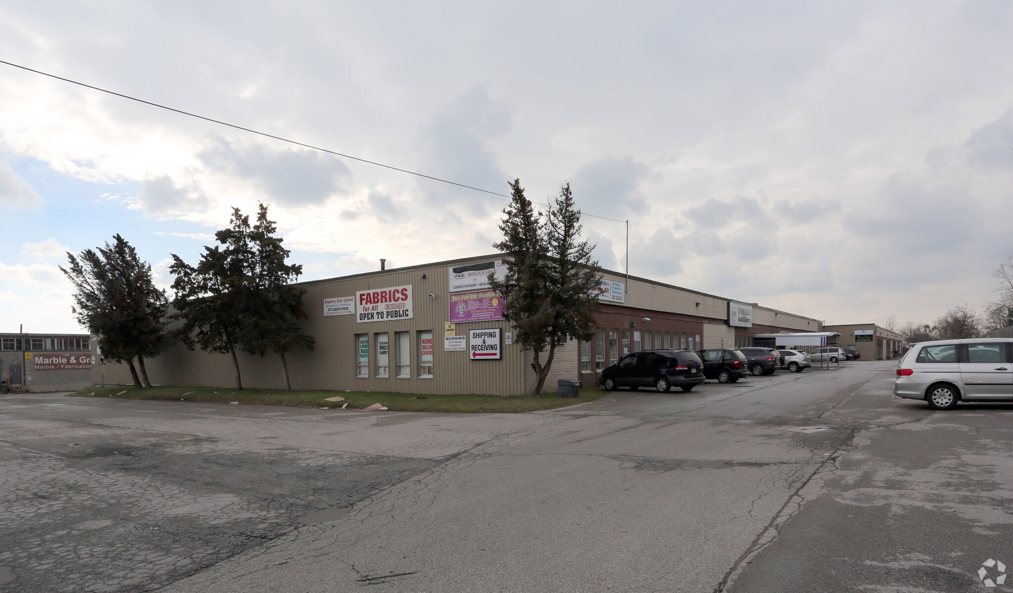 920 Caledonia Rd, Toronto, ON à vendre Photo principale- Image 1 de 1