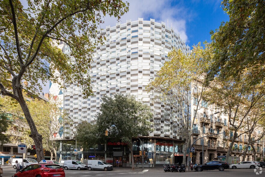 Bureau dans Barcelone, Barcelona à louer - Photo du bâtiment - Image 3 de 4