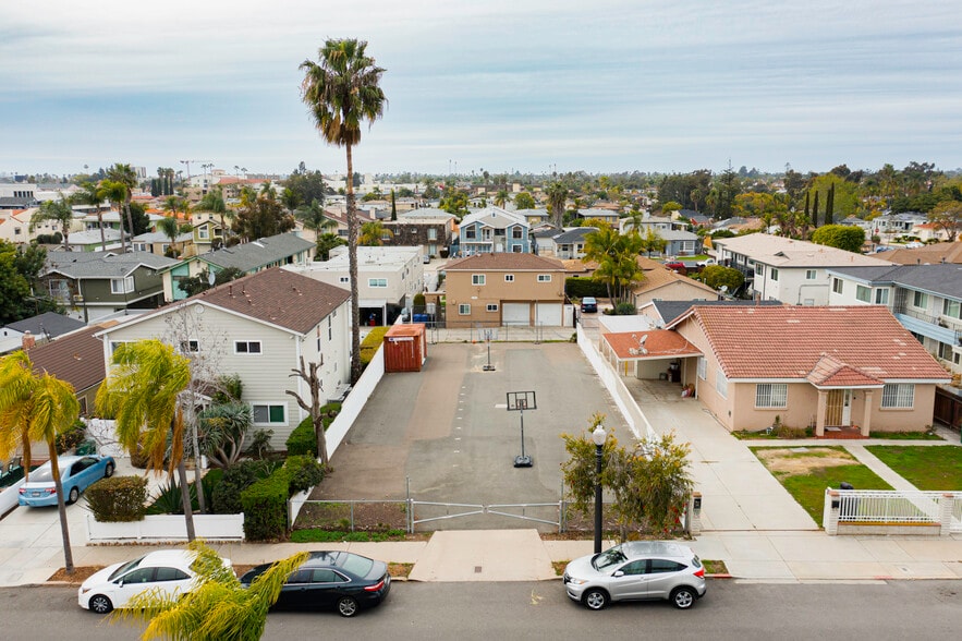 4481 Estrella Ave, San Diego, CA for sale - Building Photo - Image 2 of 24