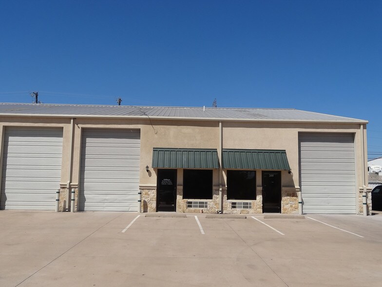 7940 Rodeo Trl, Mansfield, TX à louer - Photo du bâtiment - Image 3 de 10