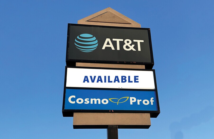 2894-2896 S 25th E, Idaho Falls, ID à louer - Photo du bâtiment - Image 2 de 4