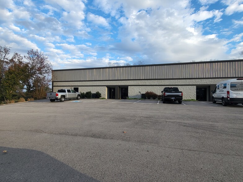 3536 Central Pike, Hermitage, TN for lease - Building Photo - Image 1 of 10