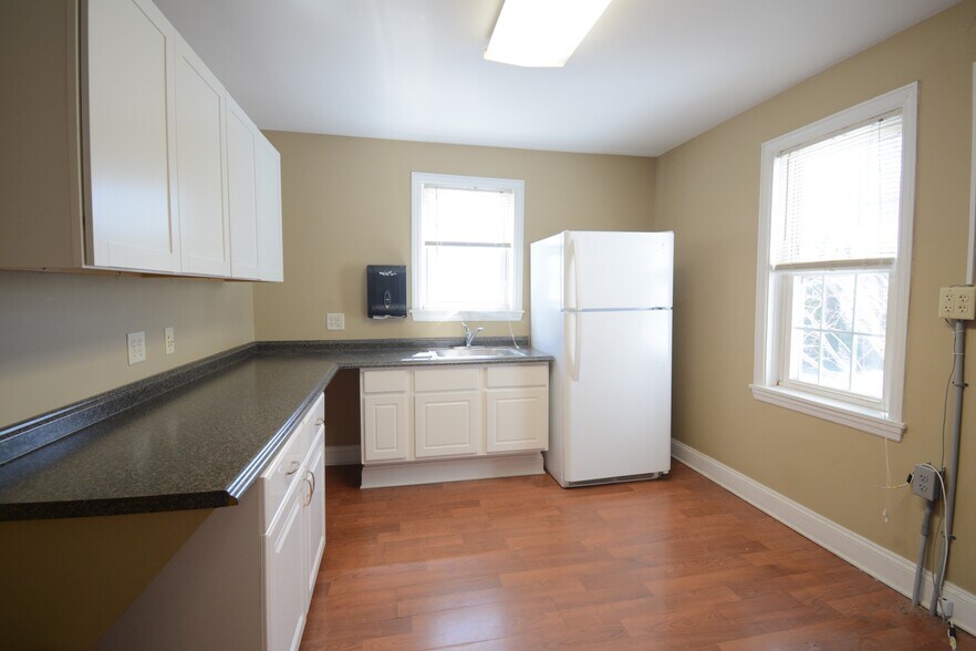 616 E Cypress St, Kennett Square, PA à vendre - Photo du bâtiment - Image 3 de 17