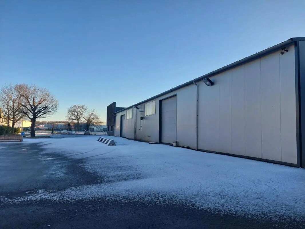 Flex in Saint-Jacques-de-la-Lande for lease Building Photo- Image 1 of 7