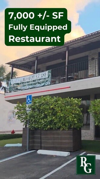 3496 N Ocean Blvd, Fort Lauderdale, FL à vendre - Vidéo sur l’inscription commerciale - Image 2 de 13