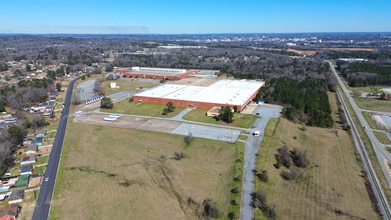 903 Fontaine Rd, Phenix City, AL à louer Photo du bâtiment- Image 1 de 7