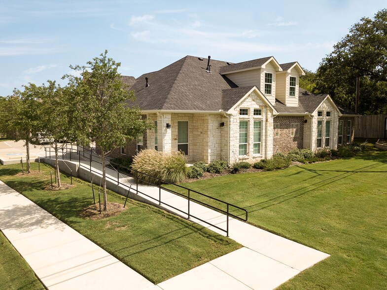 5001 Thompson Ter, Colleyville, TX for lease - Building Photo - Image 1 of 12