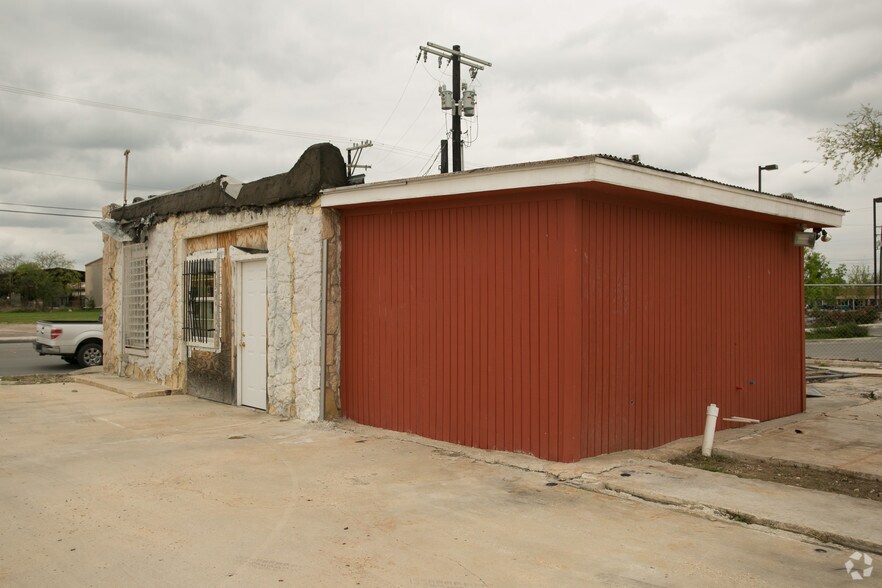 1818-1 S Zarzamora St, San Antonio, TX à vendre - Photo du bâtiment - Image 3 de 19