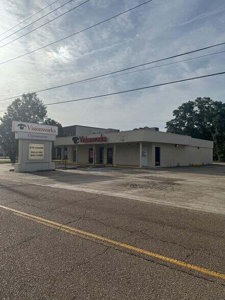 9462 Florida Blvd, Baton Rouge, LA à vendre - Photo du bâtiment - Image 2 de 9