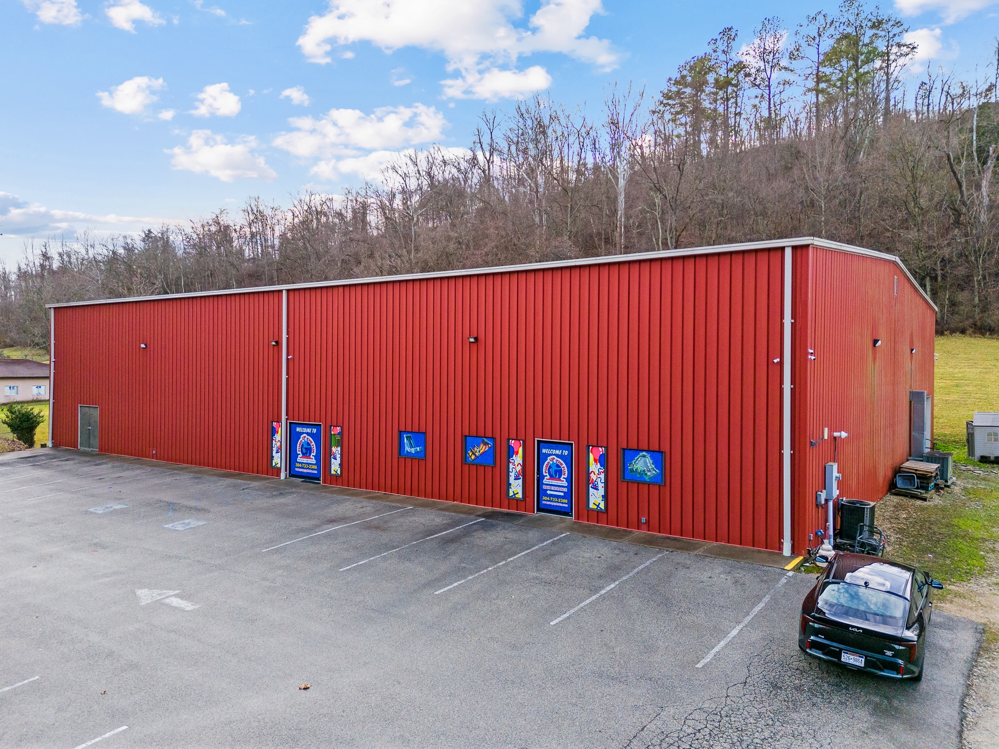 591 Merritts Creek Rd, Huntington, WV for sale Primary Photo- Image 1 of 34