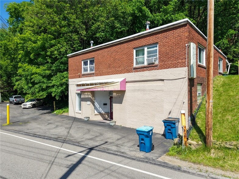 5614 Verona Rd, Verona, PA à vendre - Photo du bâtiment - Image 1 de 21