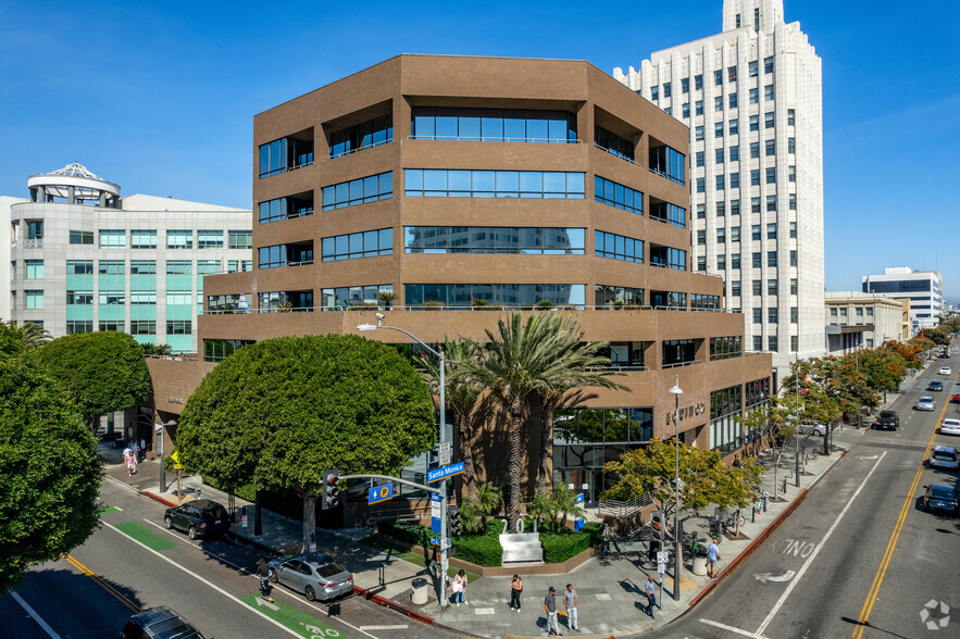 201 Santa Monica Blvd, Santa Monica, CA à louer - Photo du b timent - Image 1 de 5