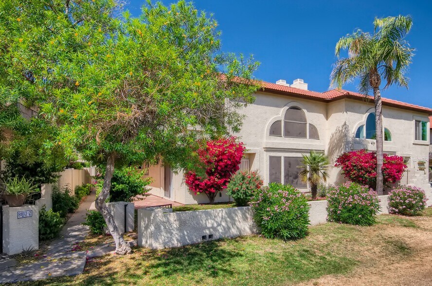 8805 S 51st St, Phoenix, AZ à vendre - Photo du bâtiment - Image 2 de 26