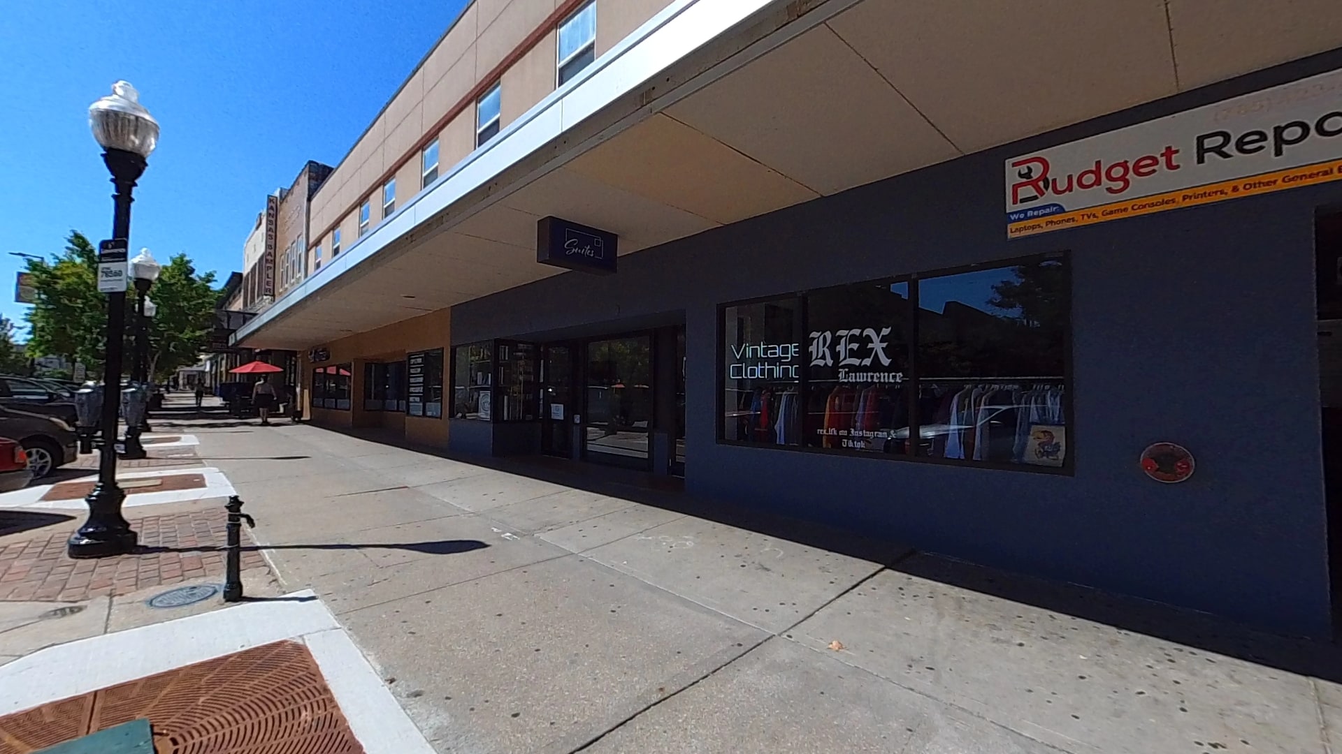 911 Massachusetts St, Lawrence, KS for lease Building Photo- Image 1 of 15