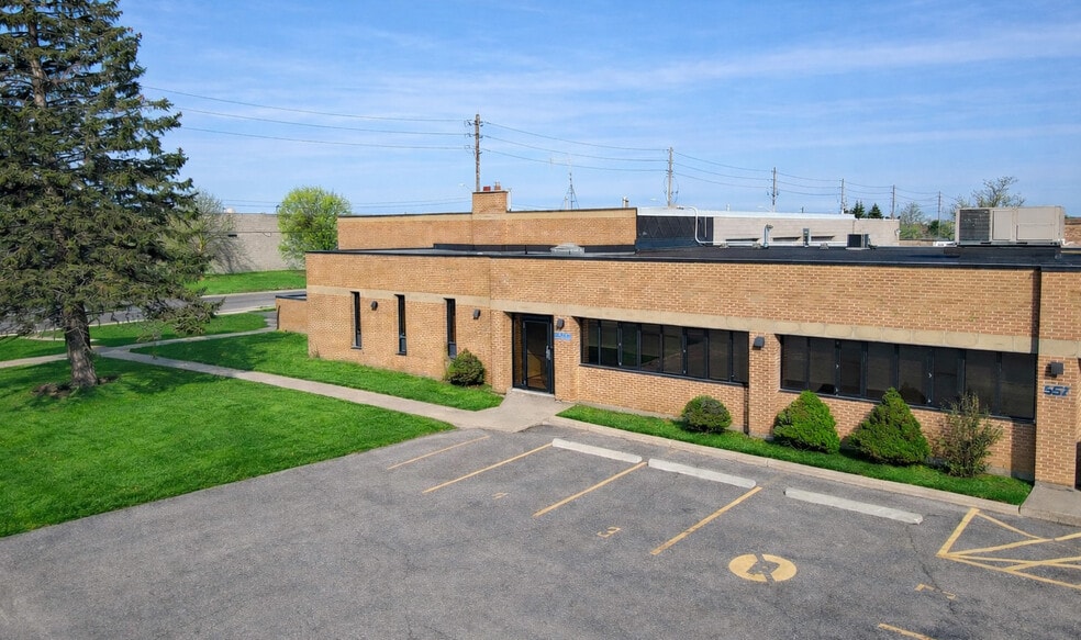 565-567 Massey Rd, Guelph, ON for lease - Building Photo - Image 3 of 6