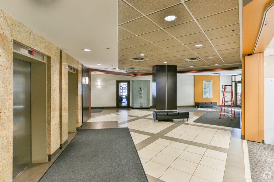2303 4th St SW, Calgary, AB for lease - Lobby - Image 2 of 3