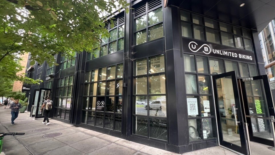 950 Maine Ave SW, Washington, DC for lease - Primary Photo - Image 1 of 1