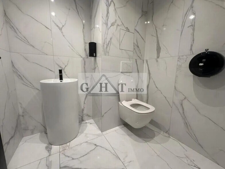 Bureau dans Créteil à louer - Photo intérieure - Image 3 de 4