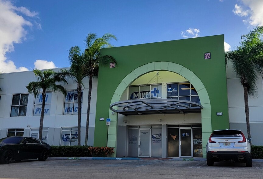 7701-7884 NW 46th St, Doral, FL for lease - Building Photo - Image 3 of 37