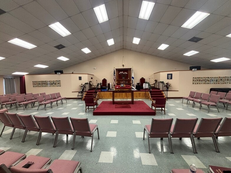 952 Indian Lakes Blvd, Virginia Beach, VA à vendre - Photo intérieure - Image 2 de 2