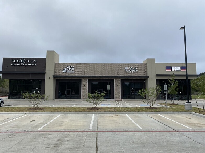 1503 West Parkwood Ave, Friendswood, TX à louer - Photo du bâtiment - Image 1 de 1