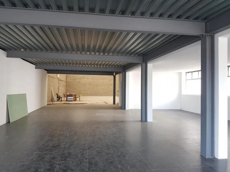 Flex in Amfreville-la-Mi-Voie for lease - Building Photo - Image 2 of 8