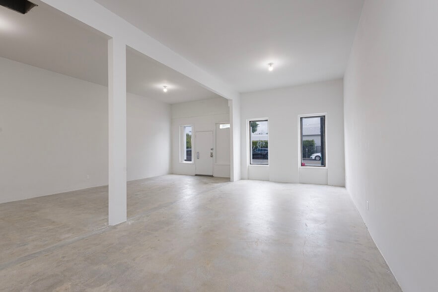 1157 S Robertson Blvd, Los Angeles, CA for lease - Building Photo - Image 3 of 13