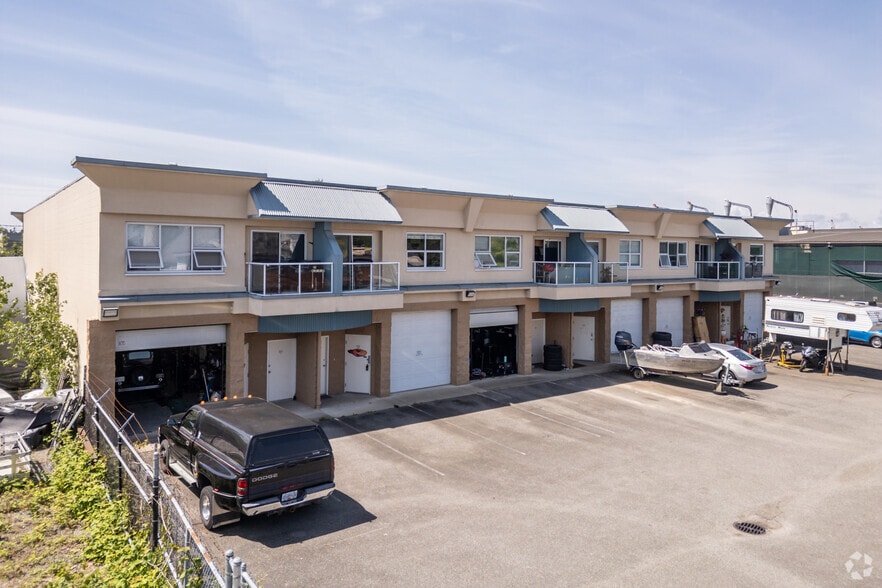 5678 199th St, Langley, BC for sale - Building Photo - Image 2 of 6