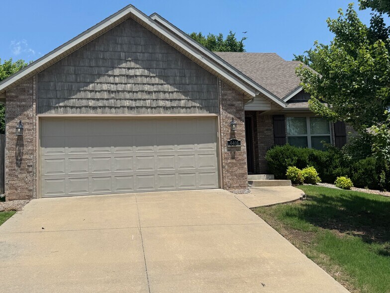 4401 W Murfield Dr, Rogers, AR à vendre - Photo principale - Image 1 de 1
