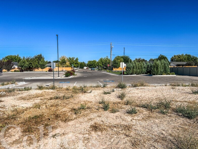 1515 N School Ave, Kuna, ID for sale - Building Photo - Image 3 of 4