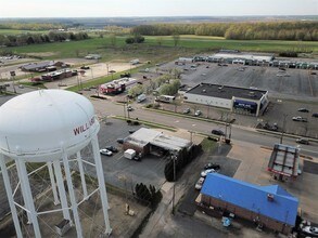 4 E Walton St, Willard, OH - AERIAL map view