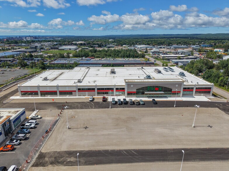 439 Great Northern Rd, Sault Ste. Marie, ON for lease - Building Photo - Image 2 of 4