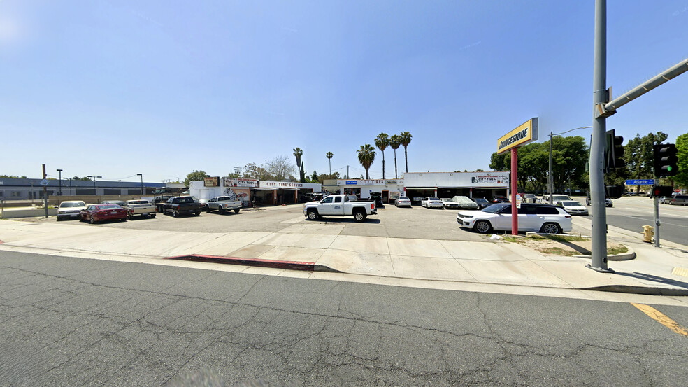 9501-9511 Atlantic Ave, South Gate, CA for sale - Building Photo - Image 3 of 12