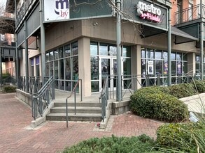 530 Saint Andrew St, New Orleans, LA à louer Photo du bâtiment- Image 2 de 2