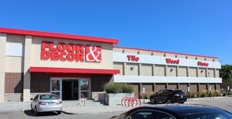 Plus de détails pour 3300 Oakton St, Skokie, IL - Commerce de détail à vendre