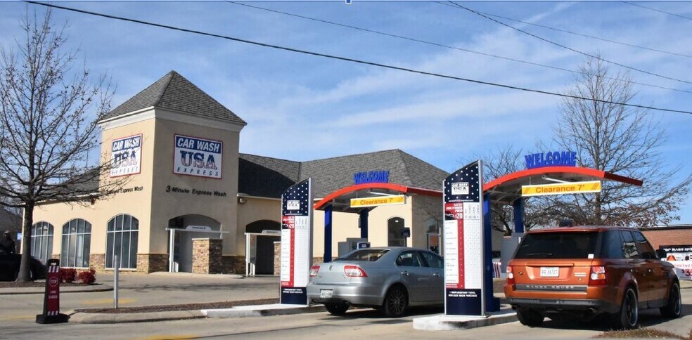 801 W Moore Ave, Terrell, TX à louer - Photo du bâtiment - Image 2 de 2