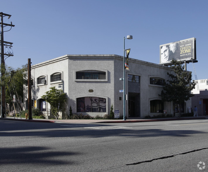 11240 Magnolia Blvd, North Hollywood, CA à vendre - Photo principale - Image 1 de 1