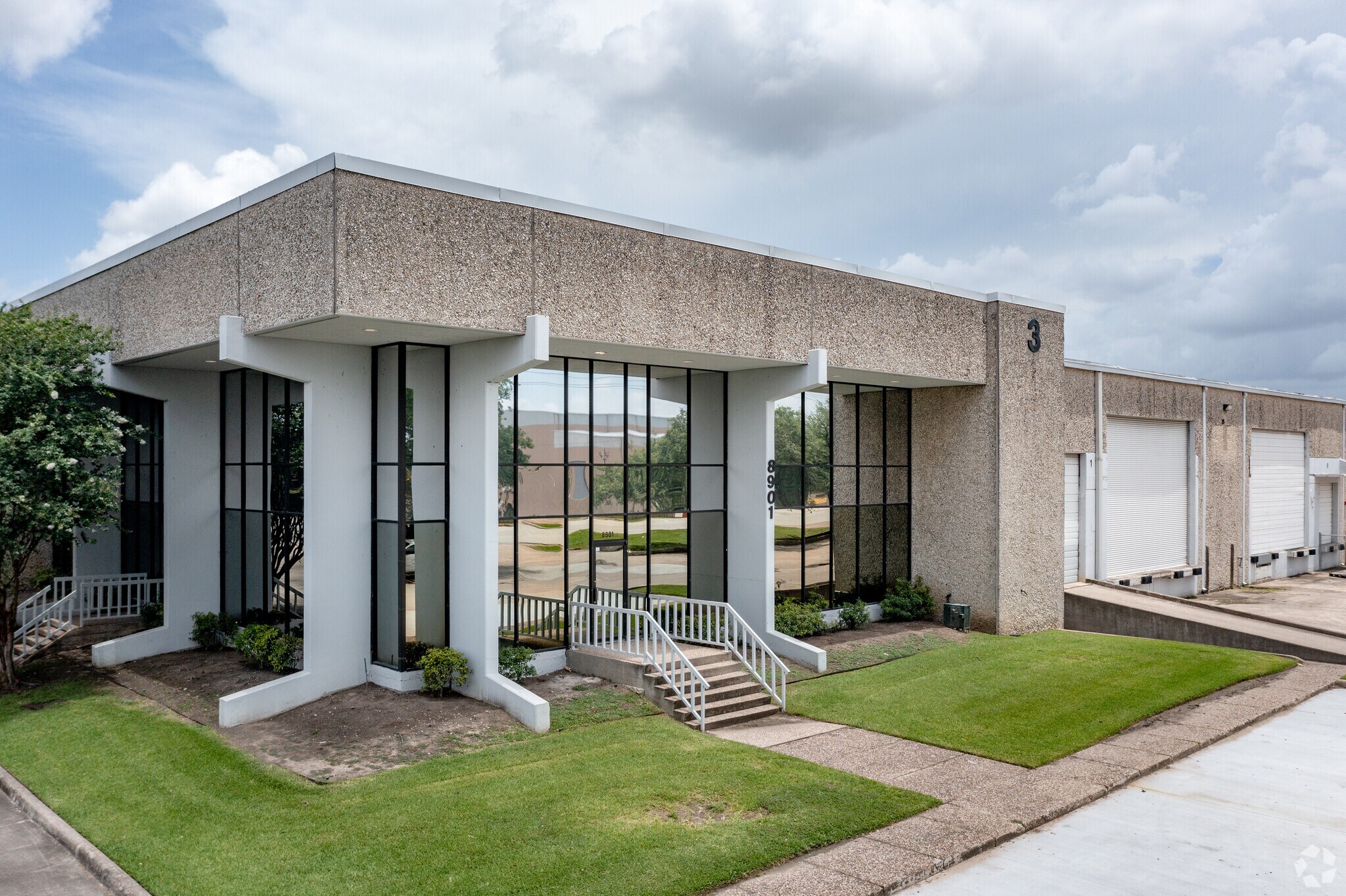 8935-8947 Market St, Houston, TX à louer Photo du bâtiment- Image 1 de 6