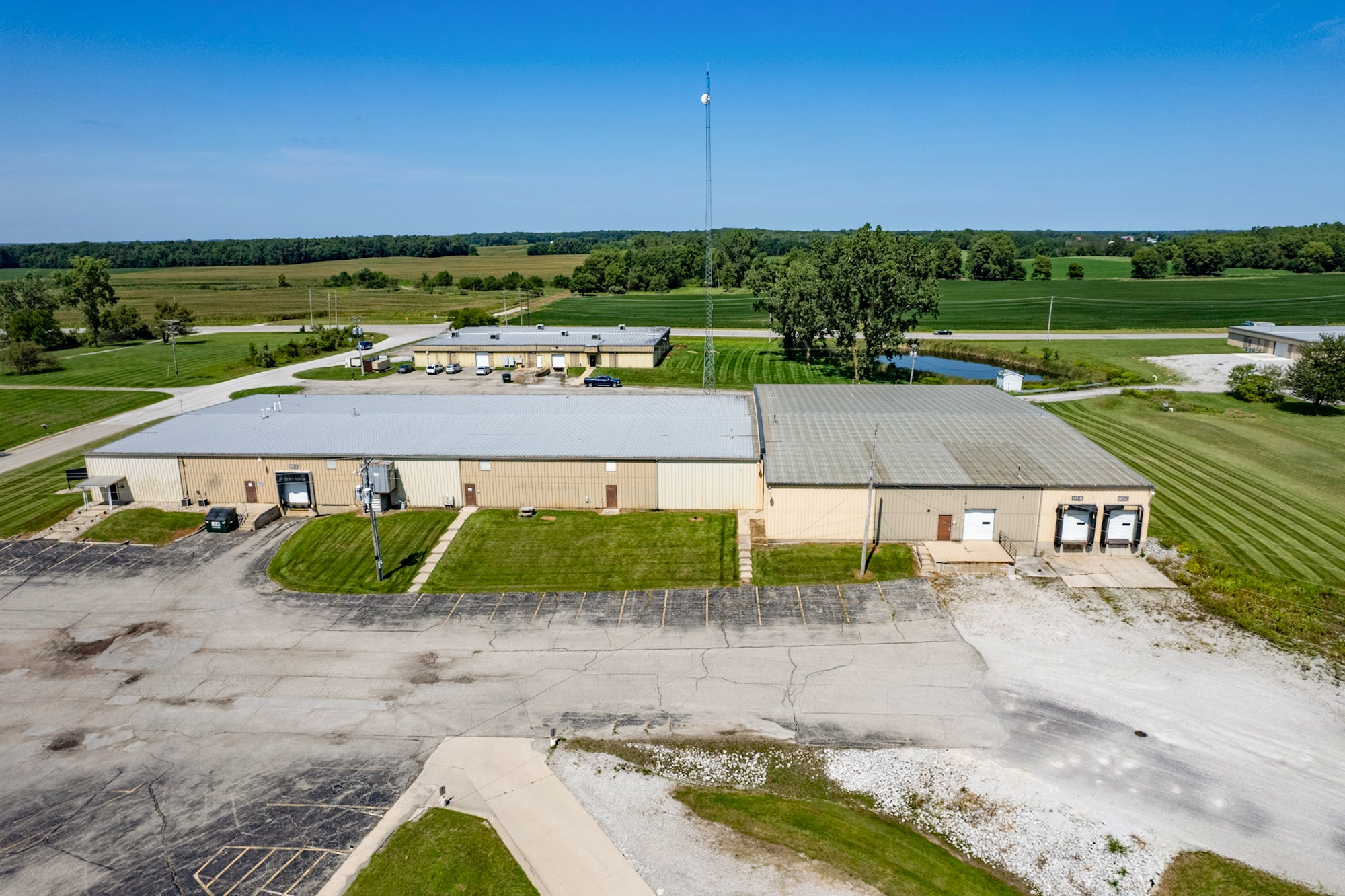 6886 N CR 400 E, Kendallville, IN for sale Primary Photo- Image 1 of 4