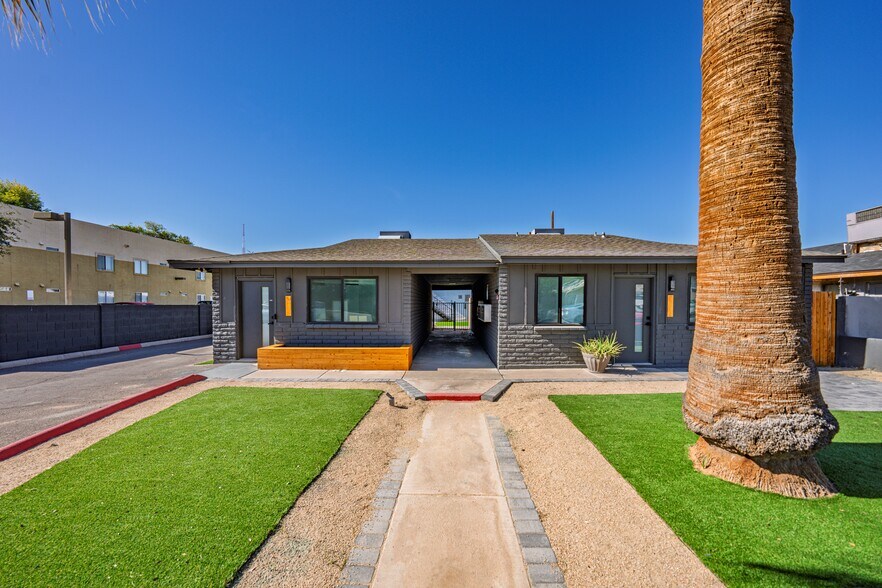 2936 N 39th St, Phoenix, AZ à vendre - Photo du bâtiment - Image 2 de 20