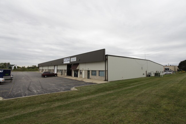 More details for 9210-9228 Trinity Dr, Lake In The Hills, IL - Industrial for Lease