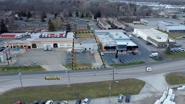 More details for 2717 N Reynolds Rd, Toledo, OH - Retail for Sale