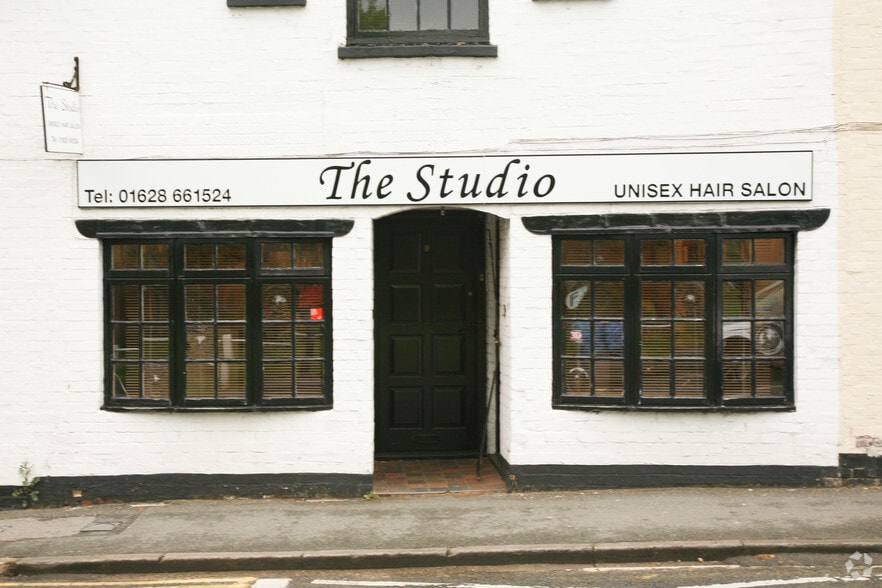 9 High St, Burnham à louer - Photo du bâtiment - Image 2 de 3