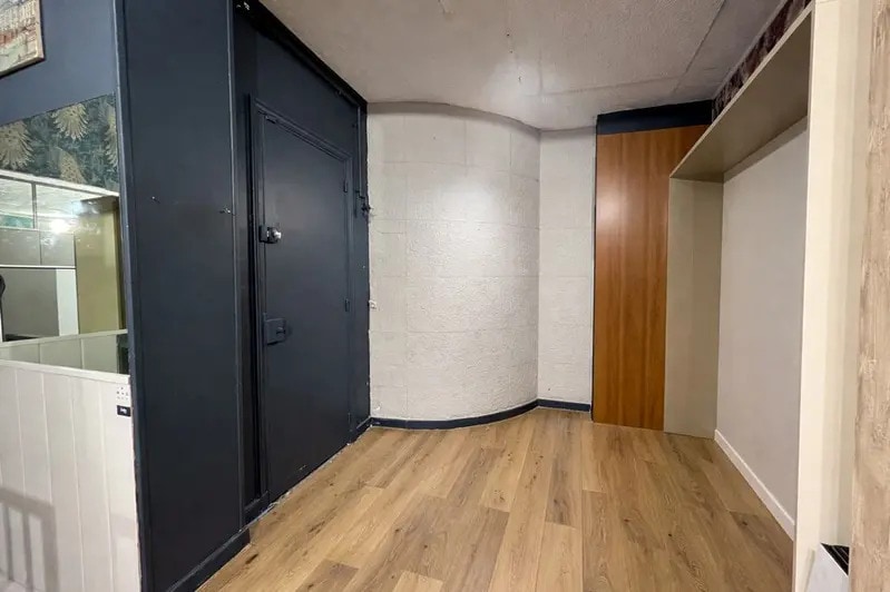 9 Rue Ernest Cresson, Paris for lease - Interior Photo - Image 3 of 6