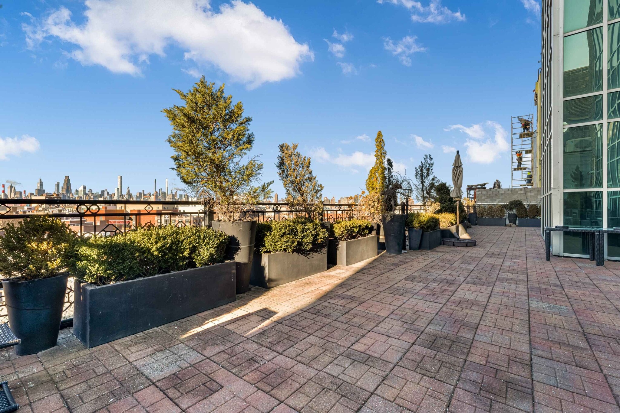 31-19 Newtown Ave, Astoria, NY for lease Interior Photo- Image 1 of 15