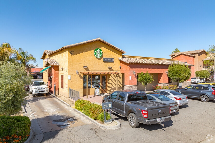 1201 24th St, Bakersfield, CA for sale - Primary Photo - Image 1 of 8